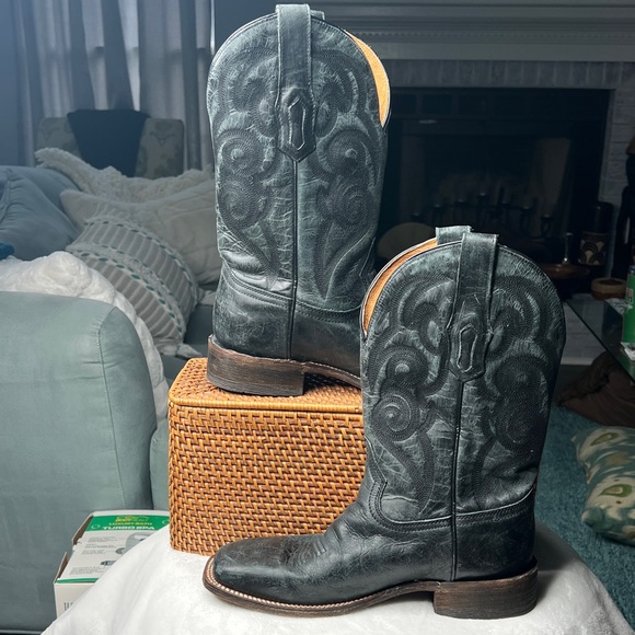Corral Black Leather CowboyBoots main image 11